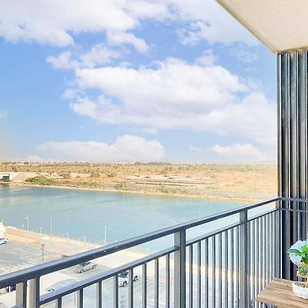 B1 Studio In Yas With Canal View Abu Dhabi Exterior photo