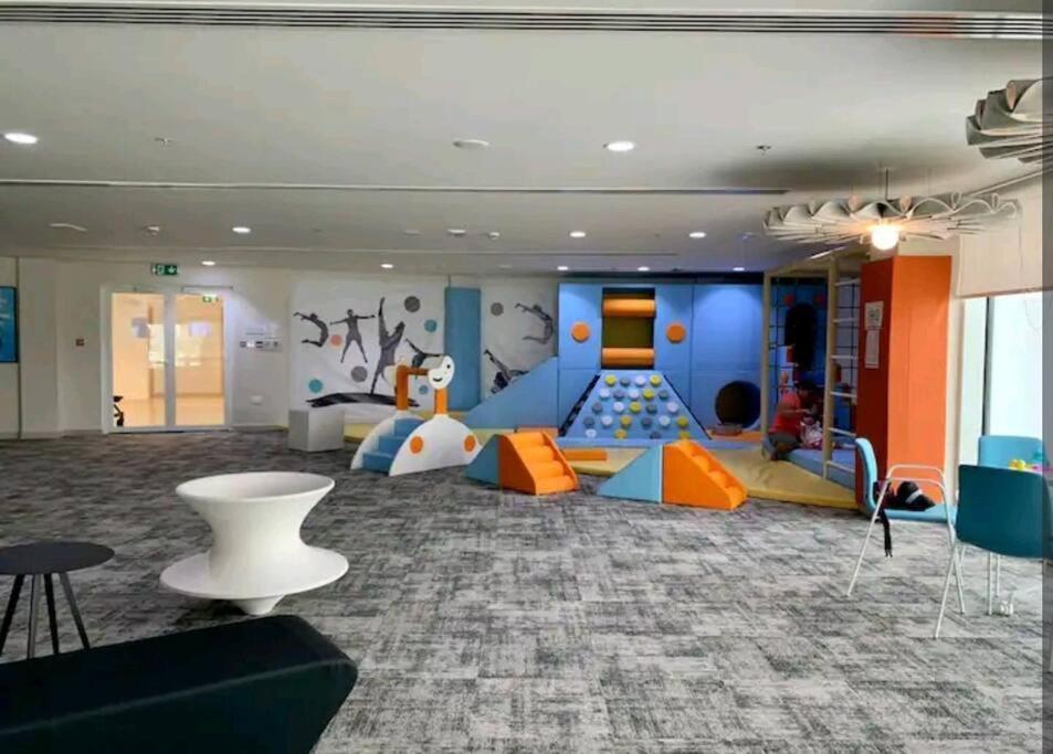 B1 Studio In Yas With Canal View Abu Dhabi Exterior photo